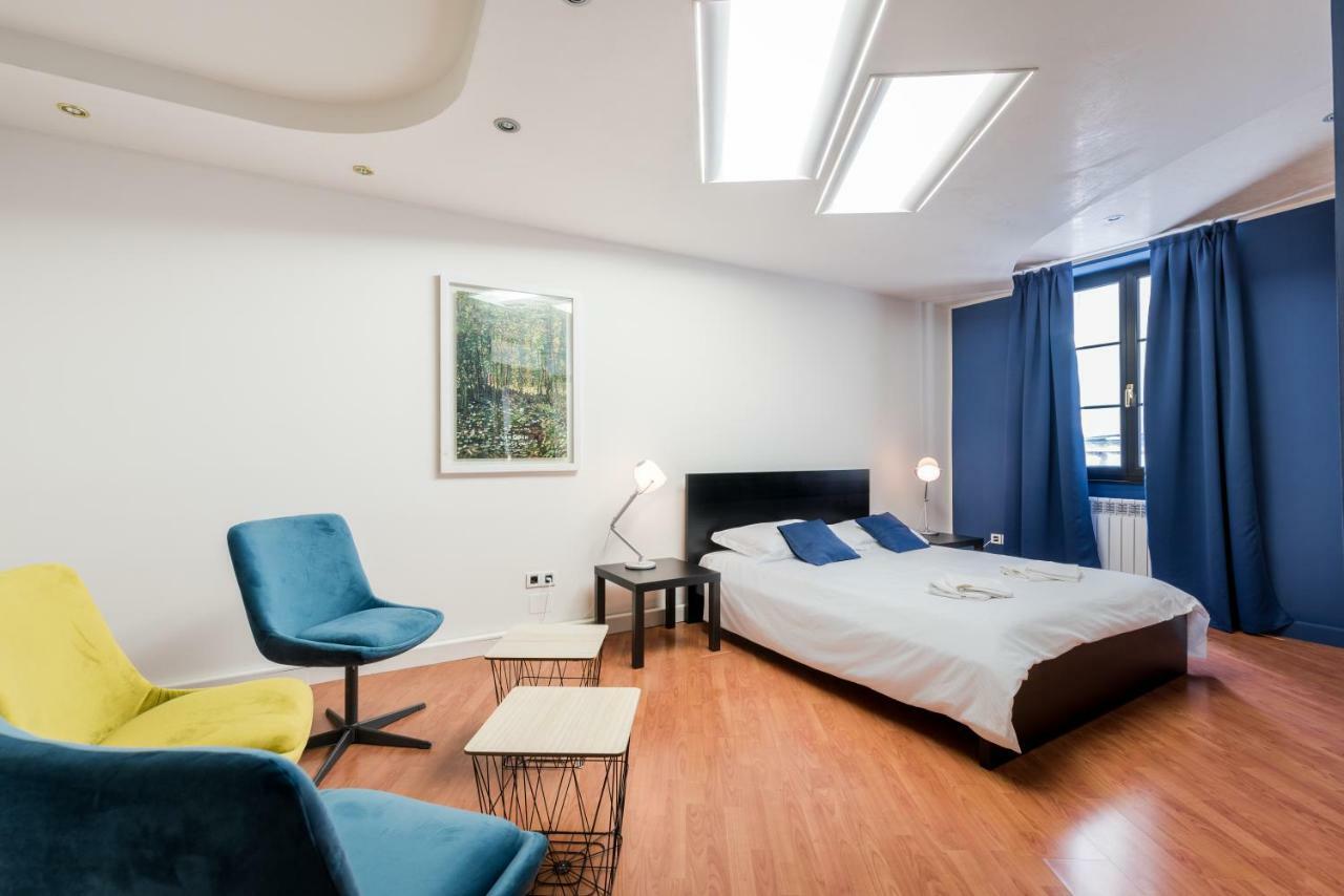 Ferienwohnung White&Blue Top Center App Pula Exterior foto