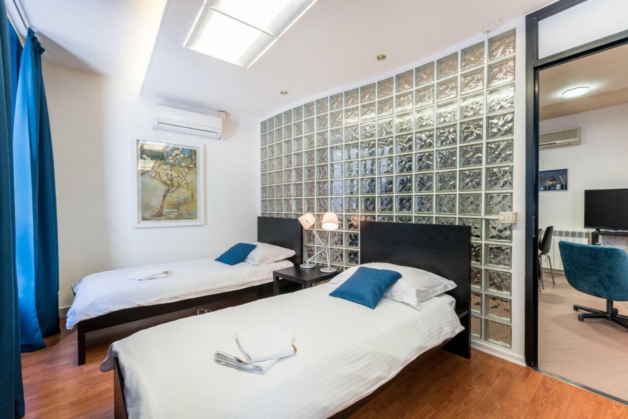 Ferienwohnung White&Blue Top Center App Pula Exterior foto